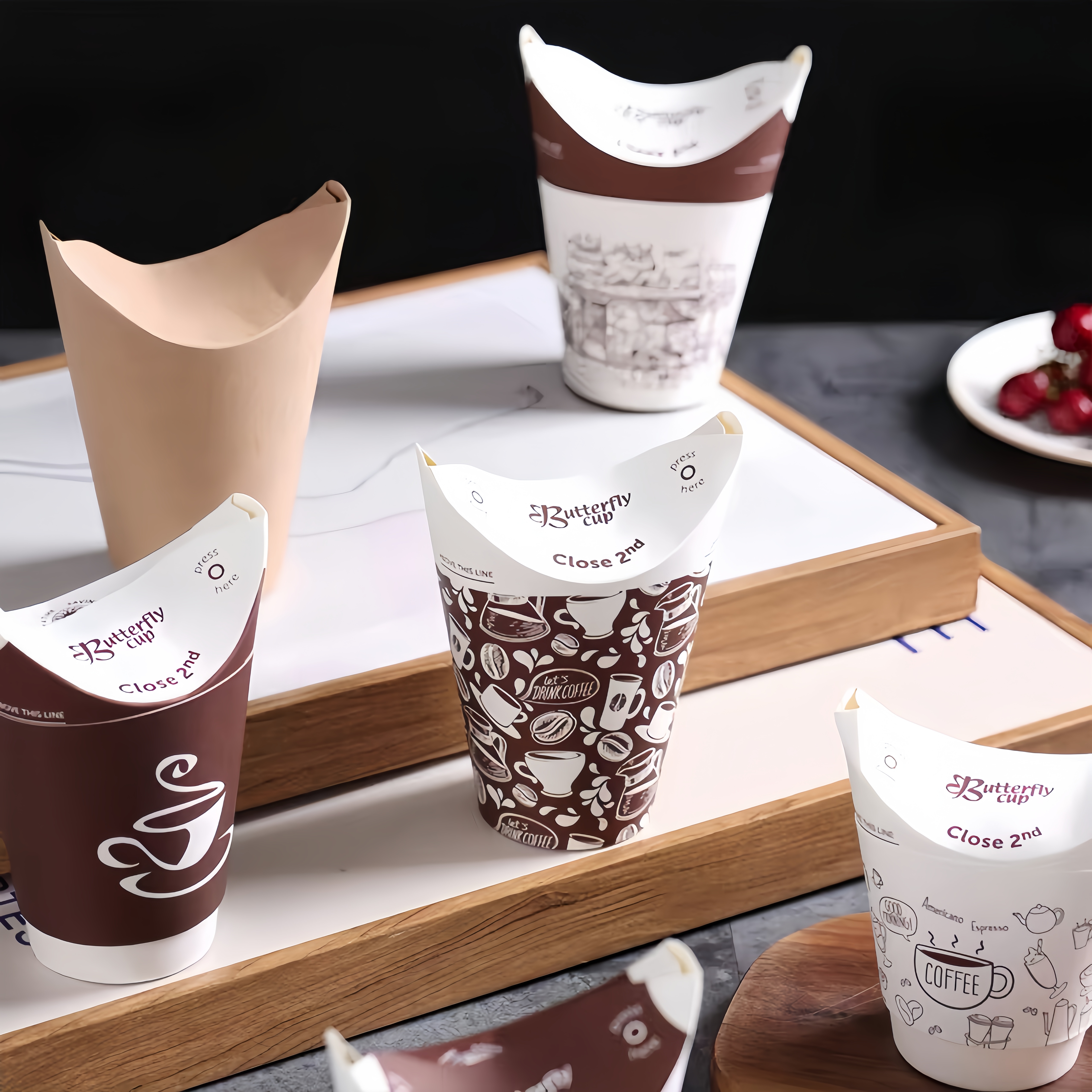 Disposable Butterfly Closure Paper Cups for Hot Cold Drinks