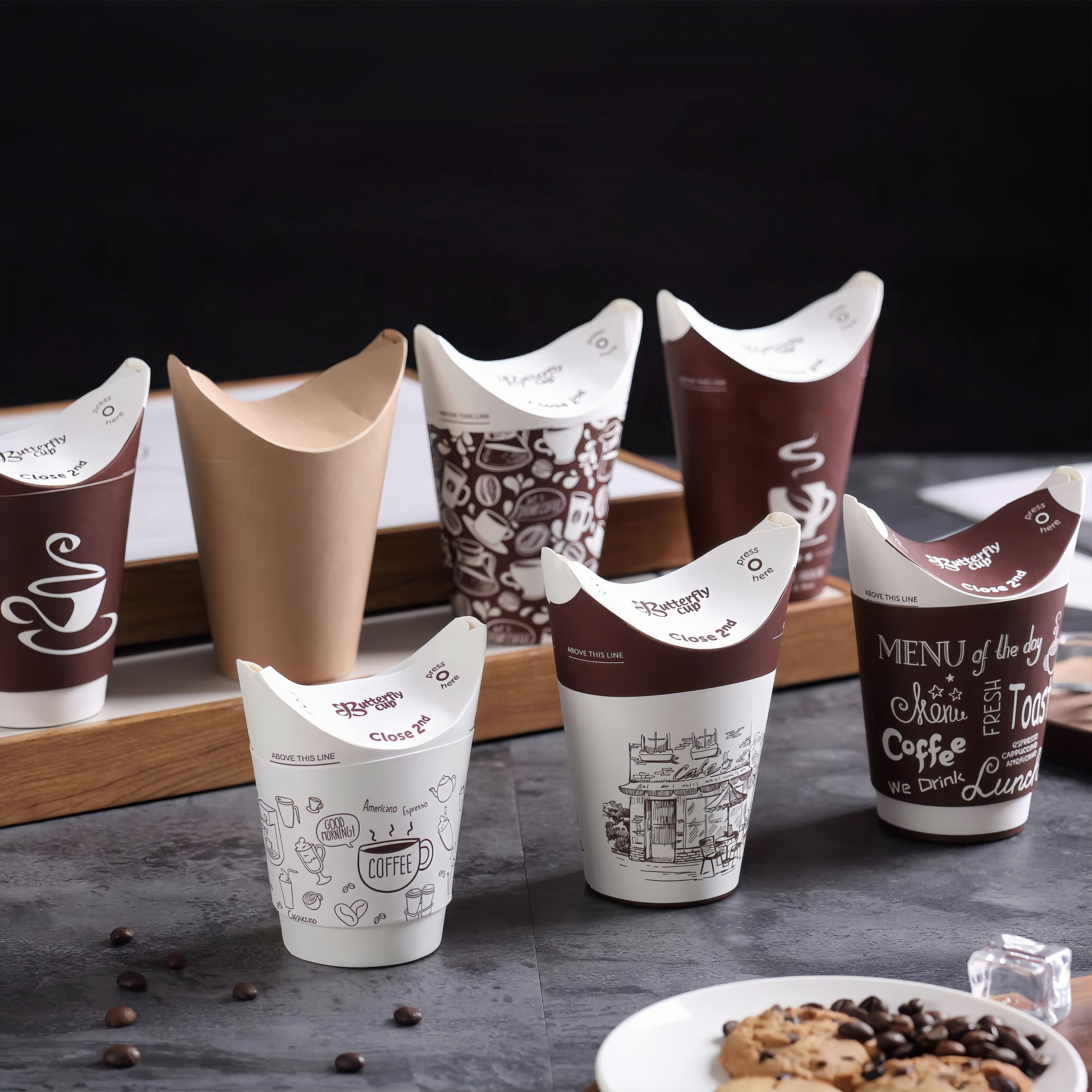 Disposable Butterfly Closure Paper Cups for Hot Cold Drinks